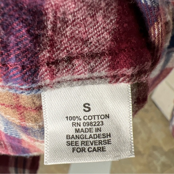Magellan Classic Fit Maroon Flannel L/S Button Up Size S - Picture 13 of 13